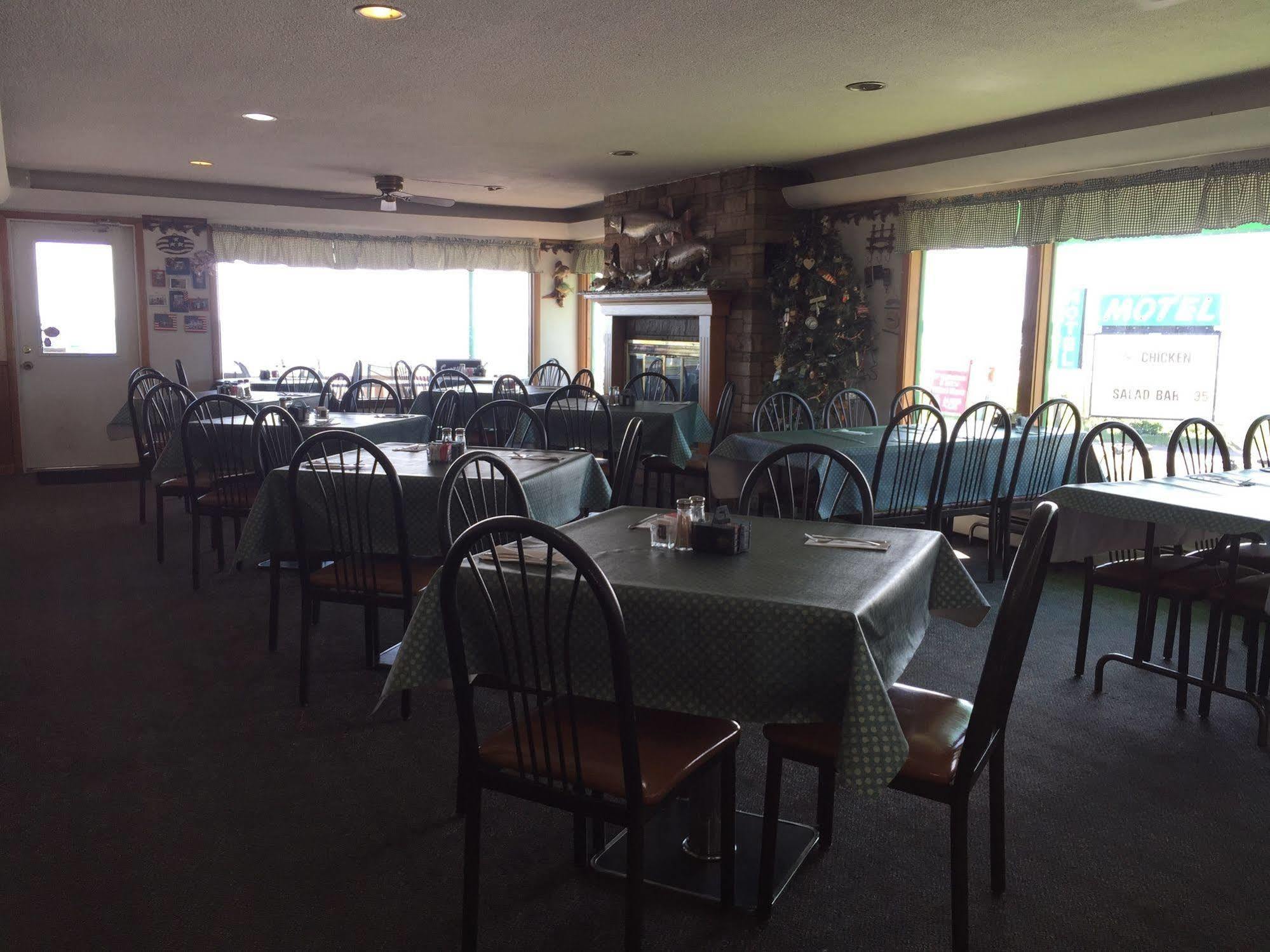 Twin Pines Resort Garrison 외부 사진