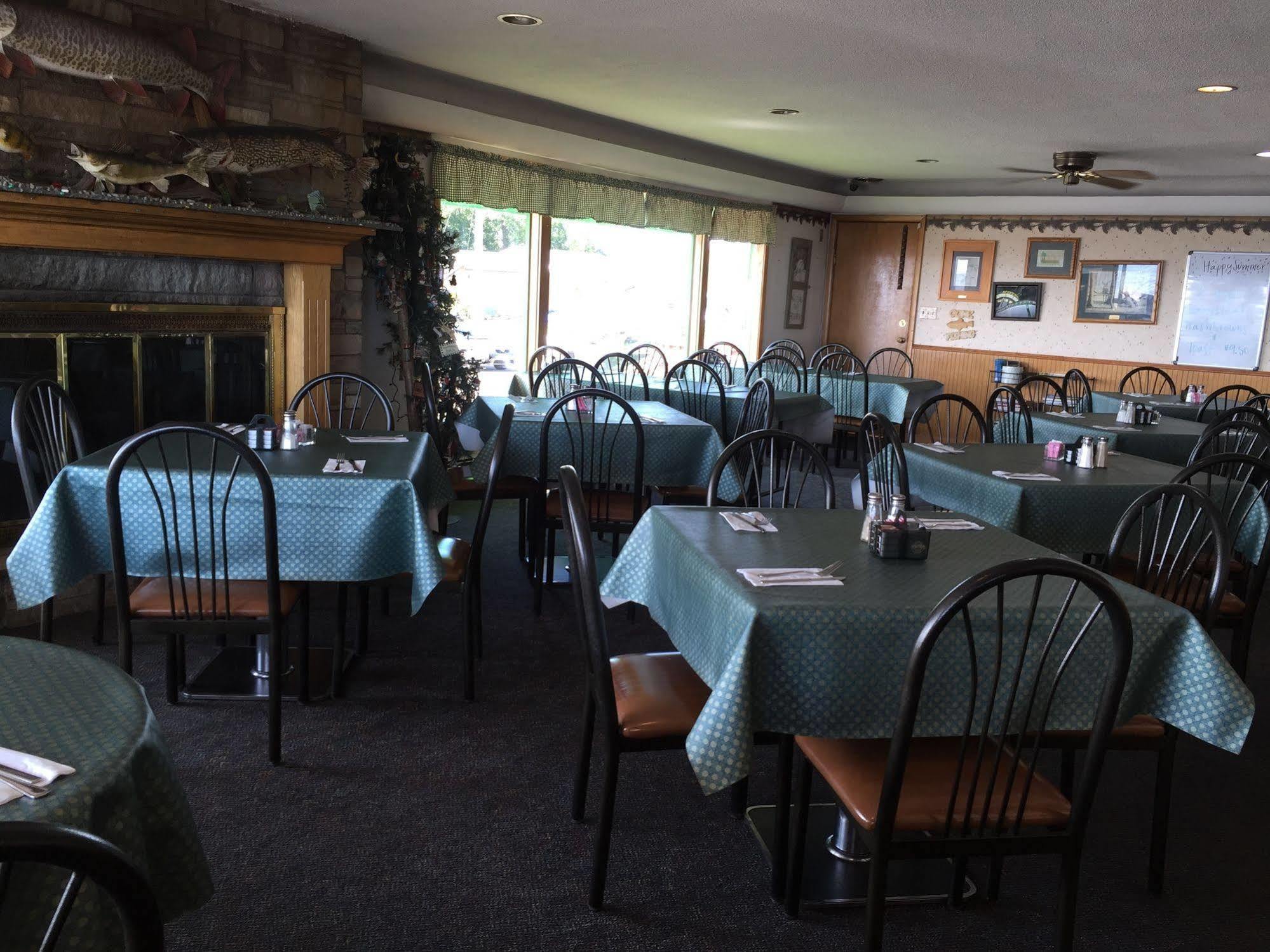 Twin Pines Resort Garrison 외부 사진